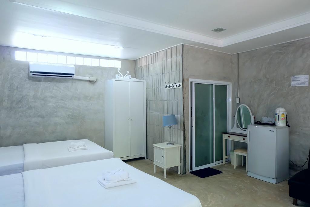 Ban Sairung Hotel ระยอง ภายนอก รูปภาพ